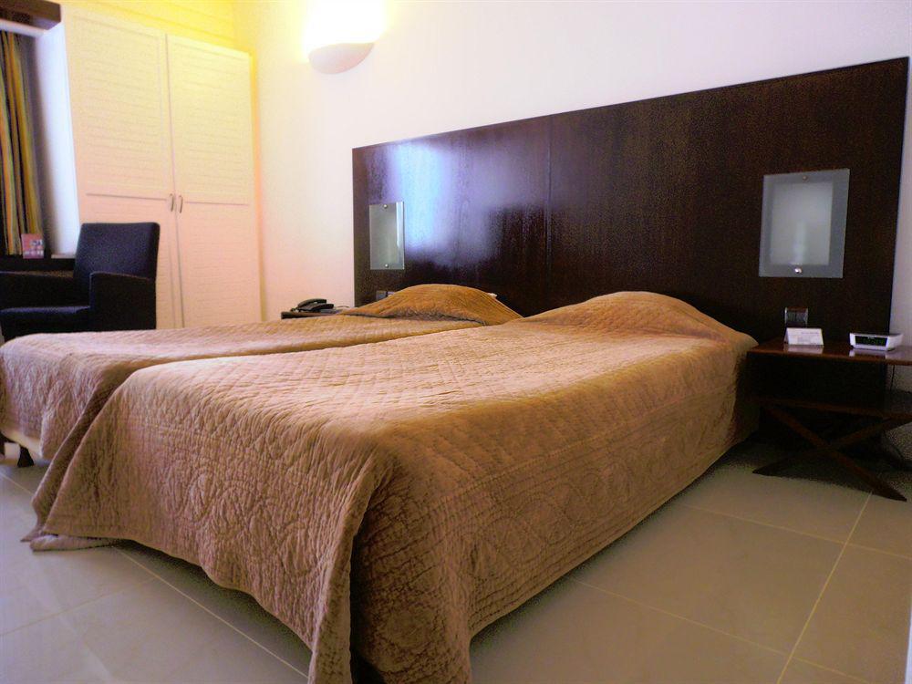 Hotel Le Saint Denis 외부 사진